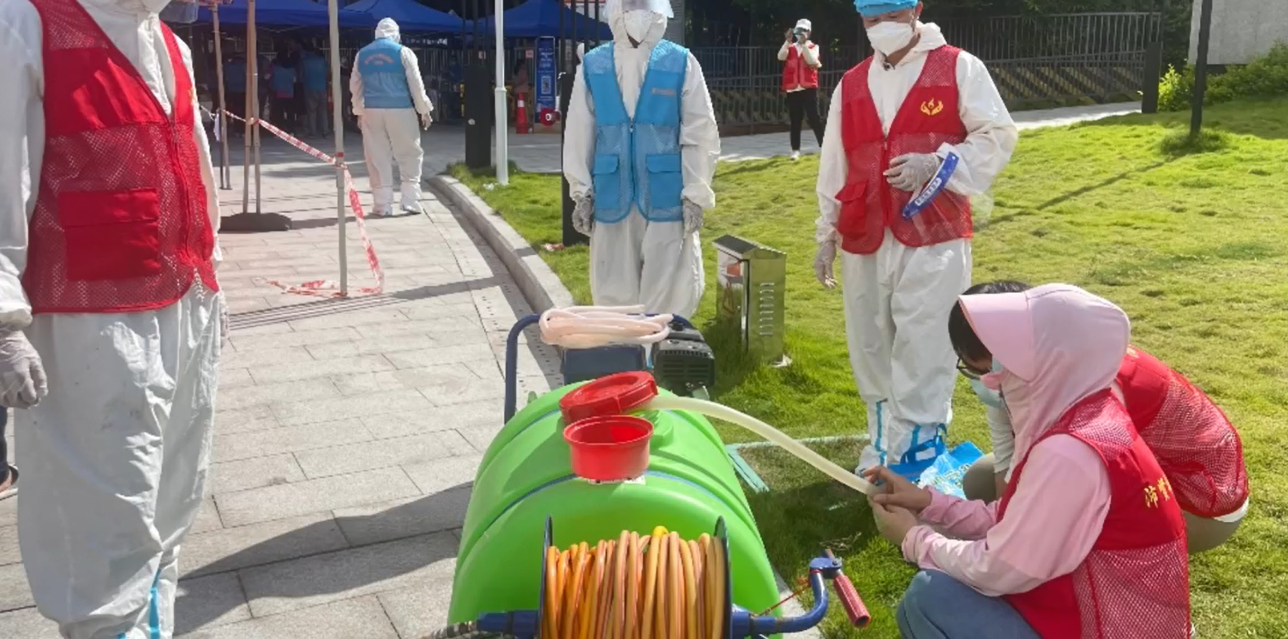 伊康集团致力于推动各类健康公益慈善事业的发展 努力回馈社会 伊康集团致力于推动各类健康公益慈善事业的发展 努力回馈社会