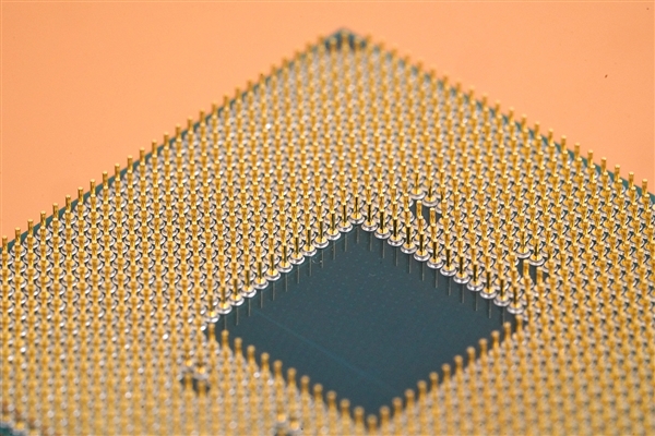 AMD锐龙7 9850X3D现身跑分:比9800X3D提升4.7%