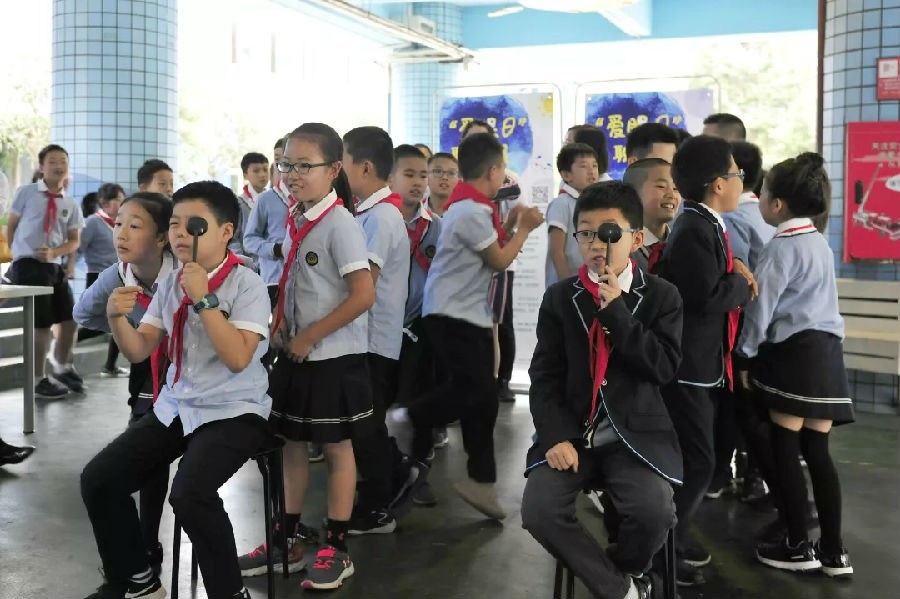 天津伊康视光：关注青少年视力健康，助您拥有明亮的世界(图2)