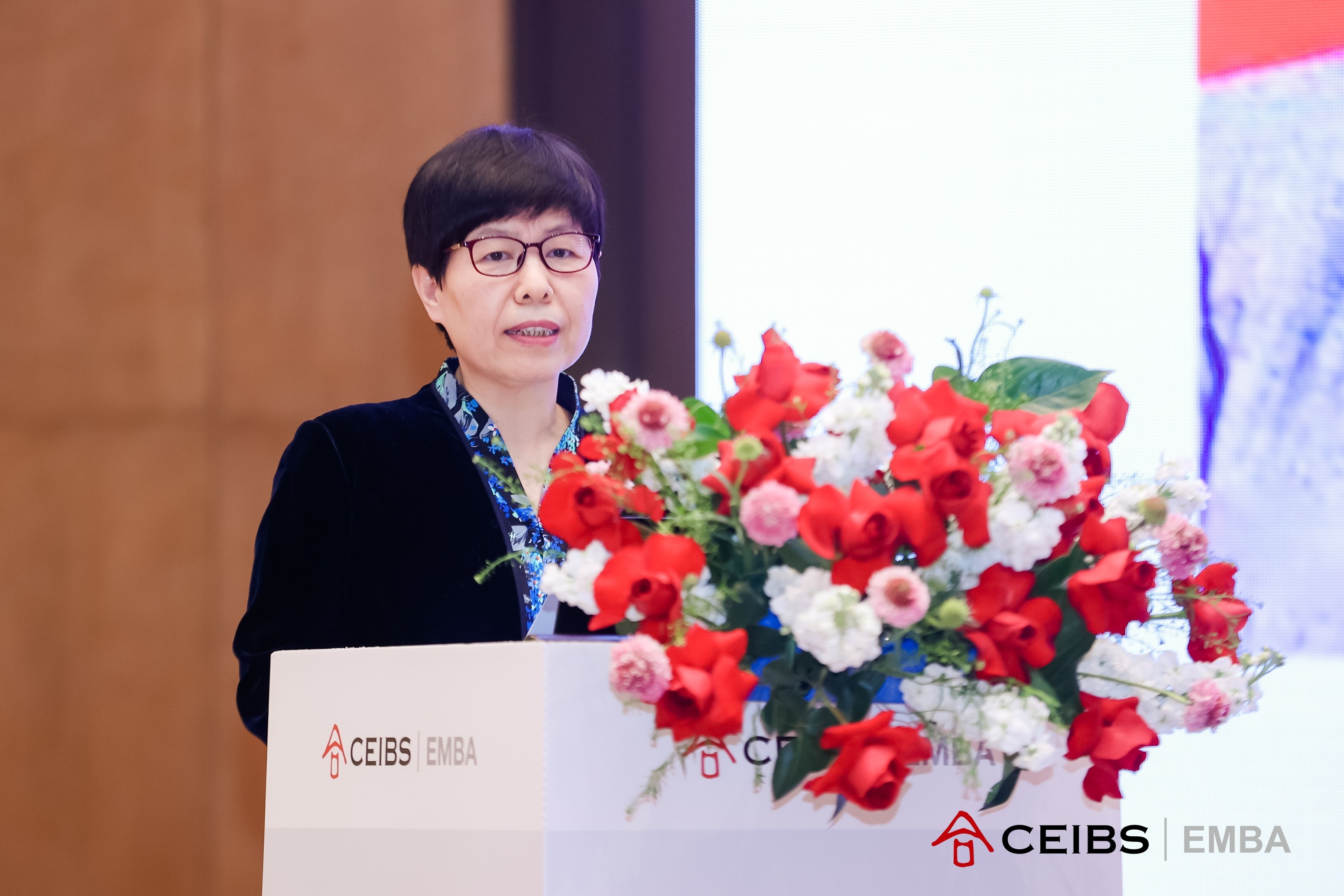 中欧EMBA新知讲堂太原站成功举办(图2) 中欧EMBA